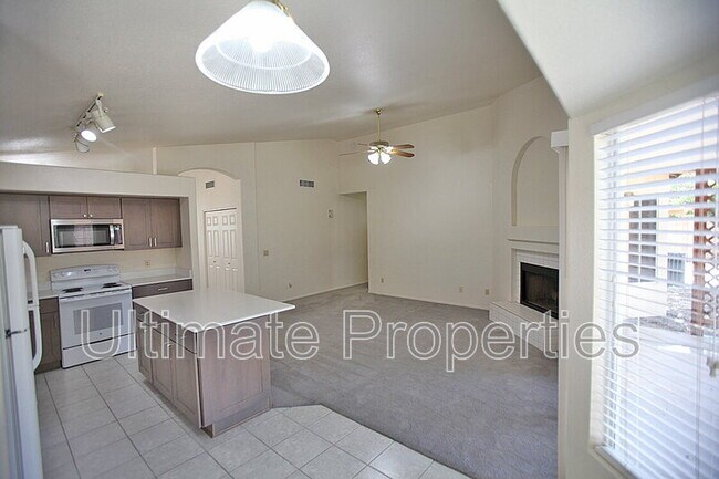 Building Photo - 5420 W Oraibi Dr