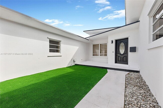 Building Photo - 7525 Adventure Ave