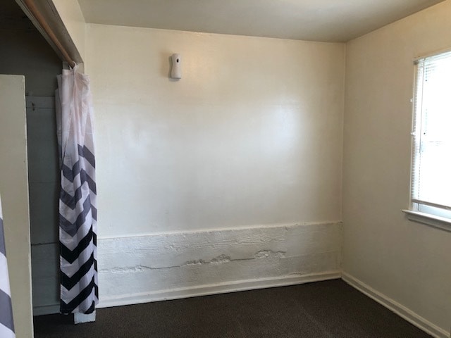 Building Photo - 1203 E 6th St