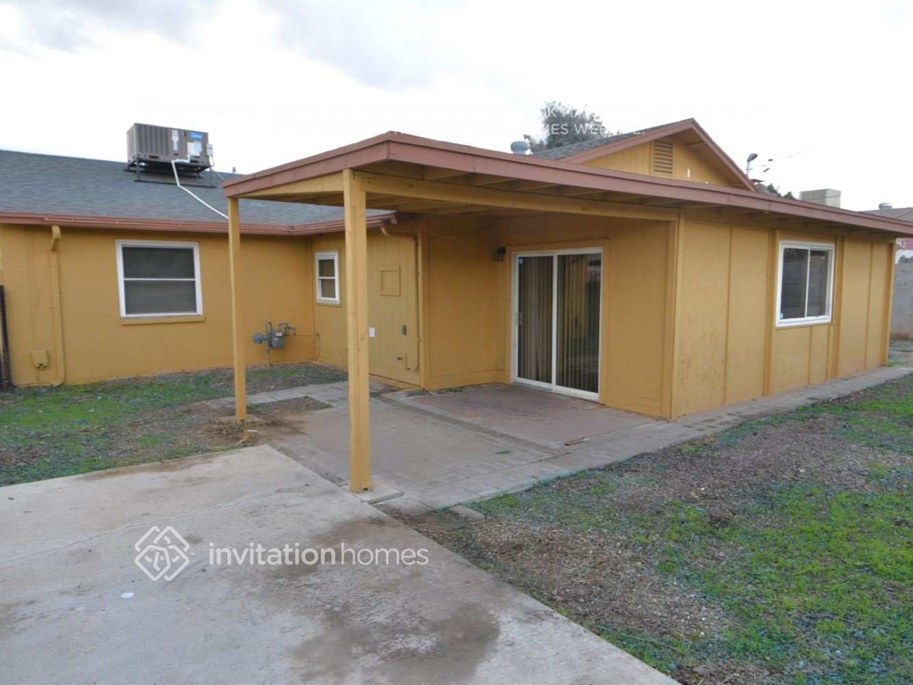 Building Photo - 4048 W Townley Ave