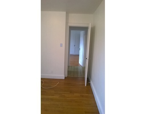 Building Photo - 152 Chestnut Hill Ave