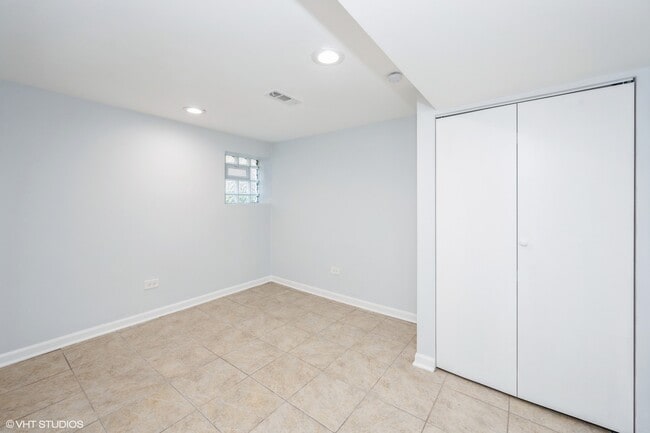 Building Photo - 6148 W Patterson Ave