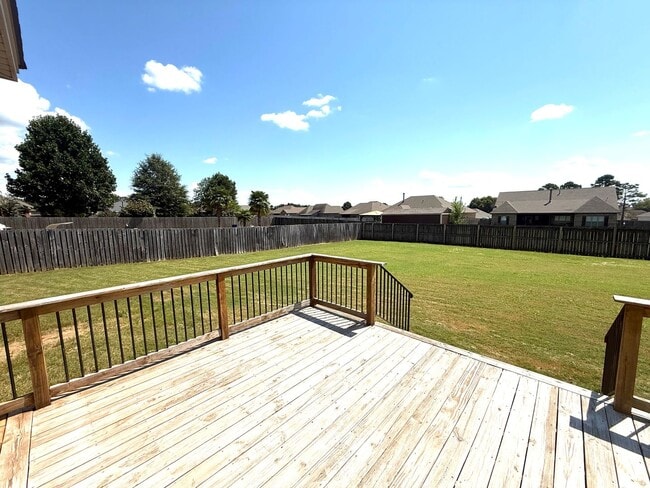 Building Photo - ** 4 bed 2 bath located in Wetumpka ** Cal...