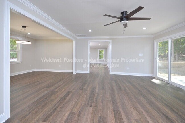 Building Photo - 1705 Mason Rd