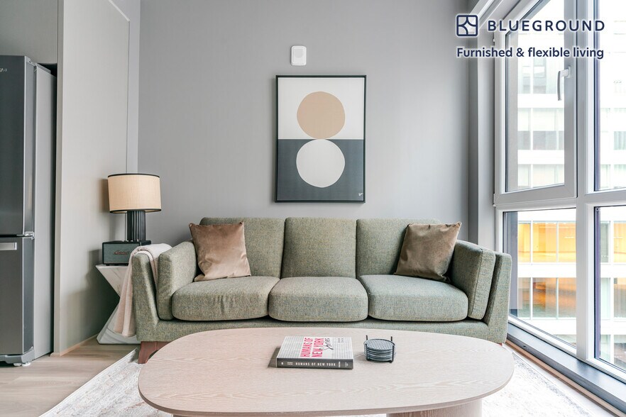 Building Photo - 1313 L St NW