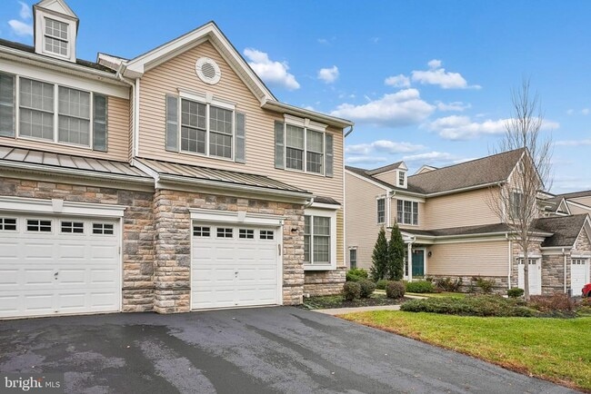 Primary Photo - 14 Caleb Ln