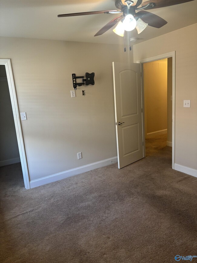 Building Photo - 29831 NW Crockett Run Ln