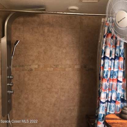 Building Photo - 3135 Shady Dell Ln