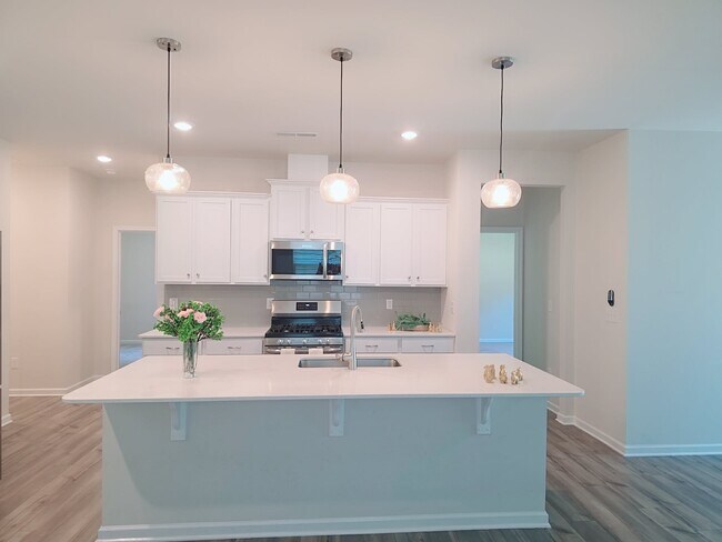 Building Photo - 126 White Apple Wy