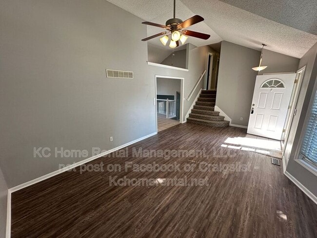 Building Photo - 3304 NW 84th Terrace