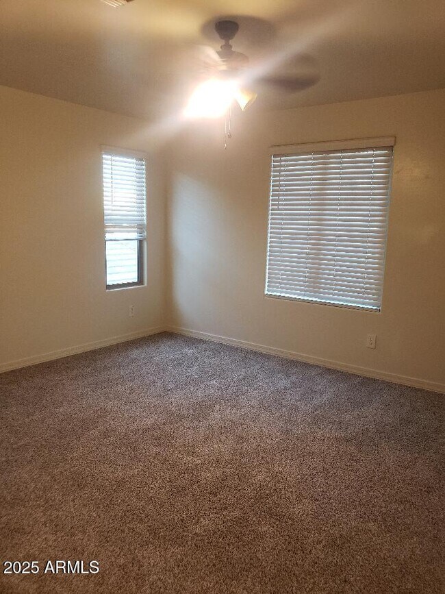 Building Photo - 5750 W Raymond St