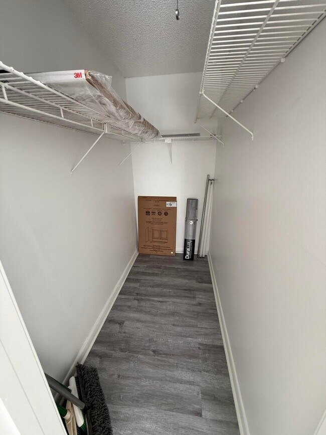 Building Photo - 145 Northampton H