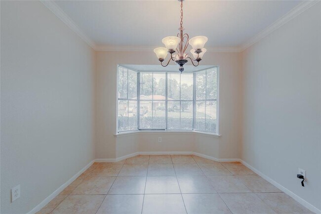 Building Photo - 4239 Southchase Ln