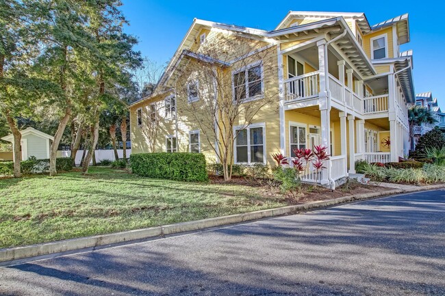 Building Photo - Coastal Living on Amelia Island