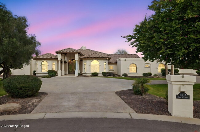 Building Photo - 8303 N 61st Pl