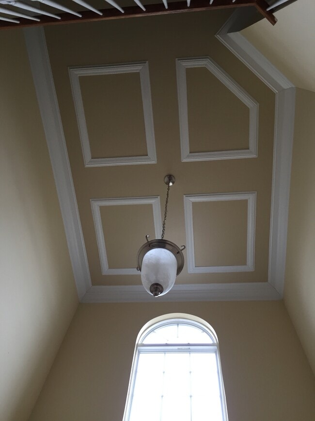 Building Photo - 15037 Taylor Ridge Ln