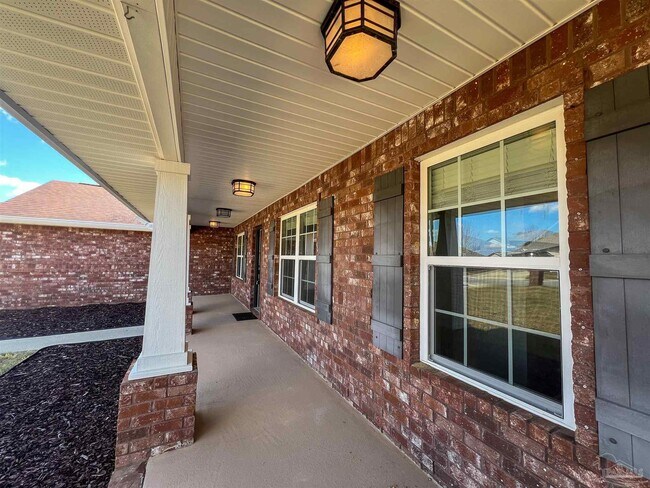 Building Photo - 5588 Inspiration Street