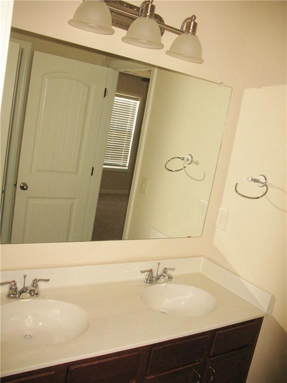 Building Photo - 6450 Pine Bluff Dr
