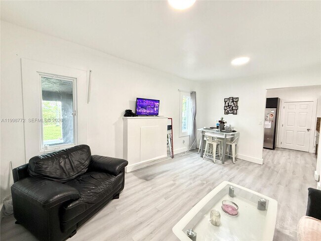 Building Photo - 597 NW 69th St