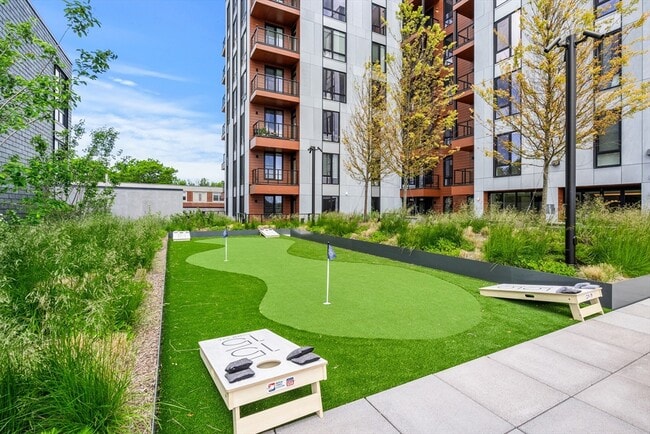 Building Photo - 1515 Commonwealth Ave