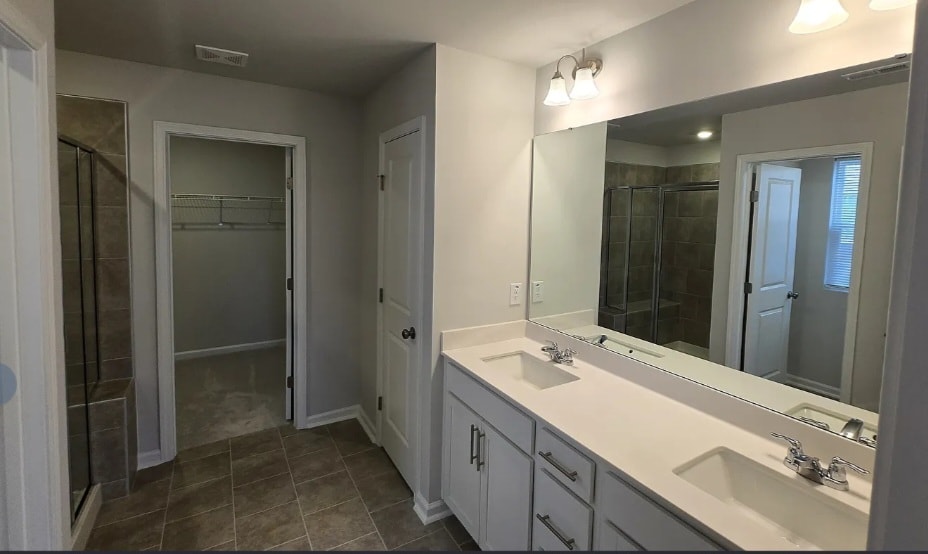 Building Photo - 329 Glacier Lk Dr