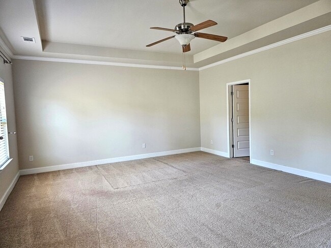 Building Photo - 10563 Naramore Ln