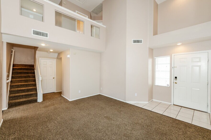 Building Photo - 8110 Sundown Vista Ave