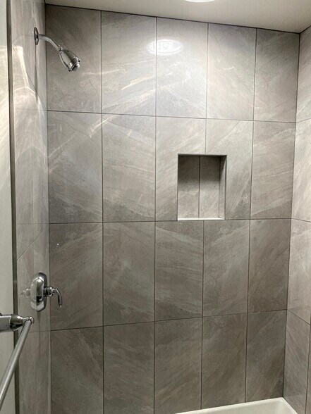 Building Photo - 11775 Gateway Blvd