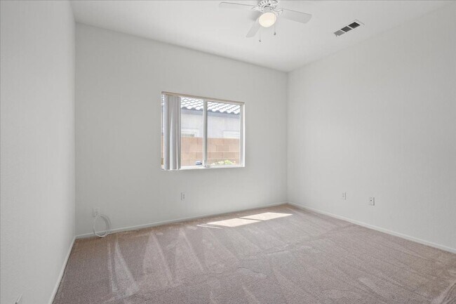 Building Photo - 3213 Carbondale St