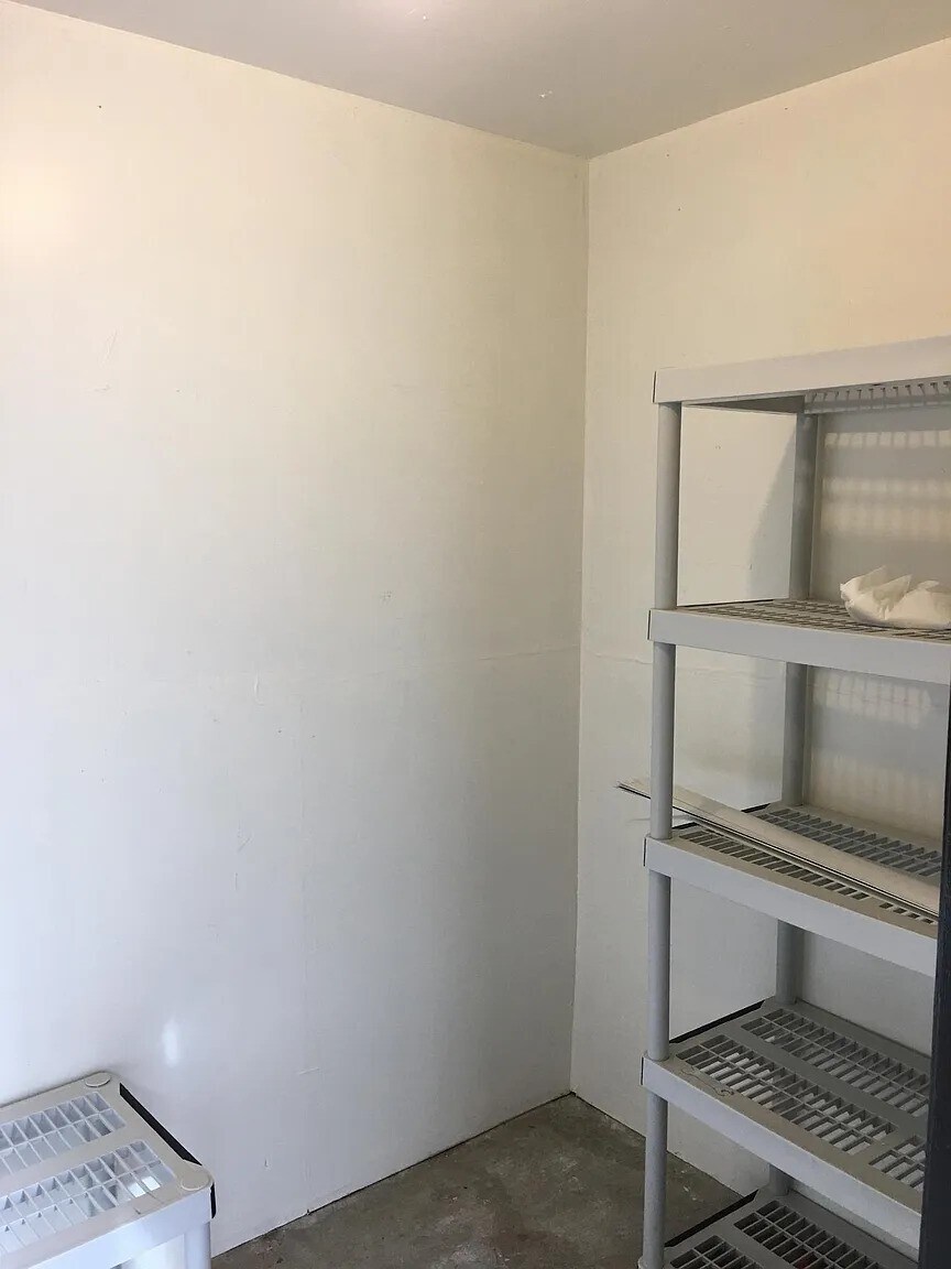 Storage Room - 880 E Fremont Ave