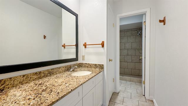 Building Photo - 10431 Pagewood Dr