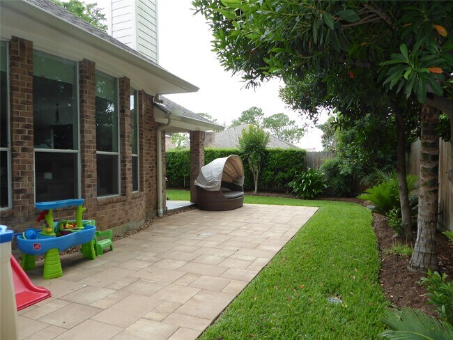 Building Photo - 1103 Parkhaven Ln