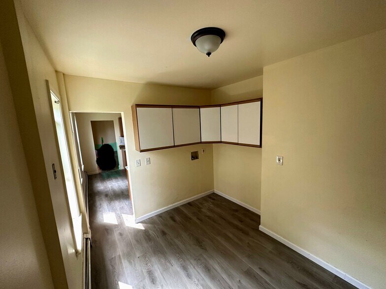 Pantry - 373 Congress Ave