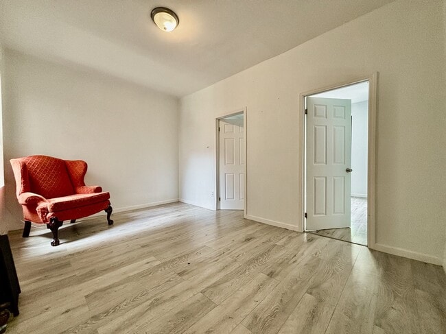 Floorplan - 182 Claremont Avenue