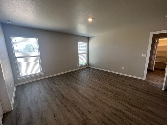Building Photo - New Beginnings Start At AMRR: 3 BEDROOM 2 BATH IN NORTH LUBBOCK!