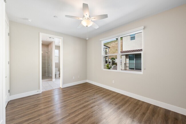 Building Photo - 4416 Paxton Pl