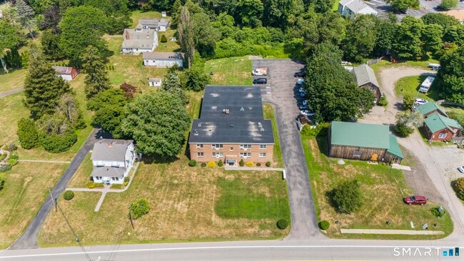 Building Photo - 1742 Boston Post Rd