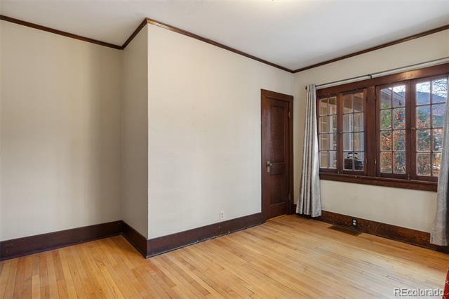 Building Photo - 48 Lincoln Ave