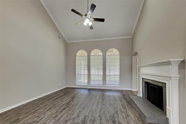 Building Photo - 17126 Hamilwood Dr