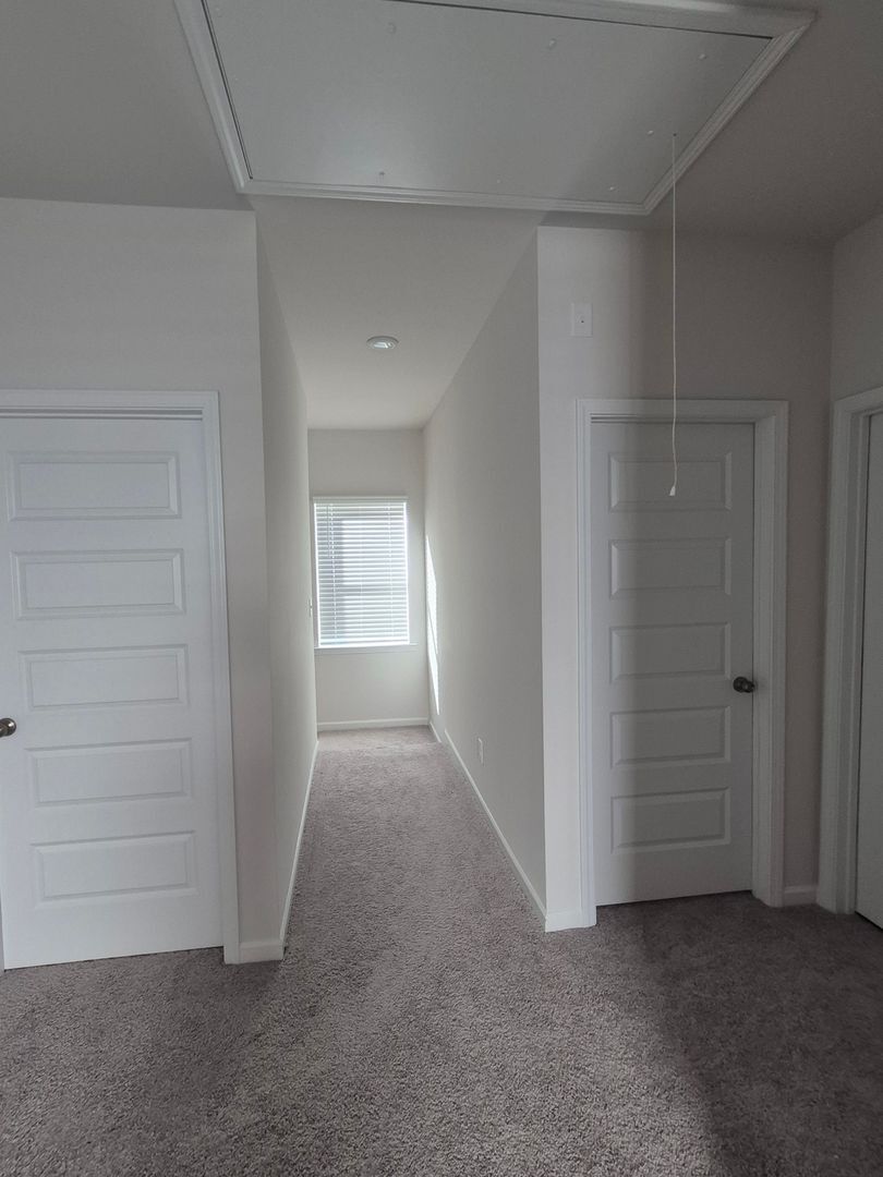 Building Photo - 618 Blaven St