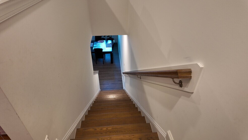 Building Photo - 2143 Stegemann St