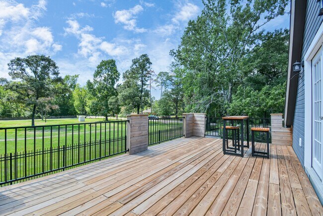 Building Photo - 22936 Mossy Oaks Rd
