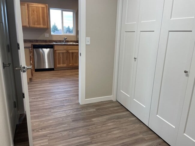 Building Photo - 1530 Aryn Ln