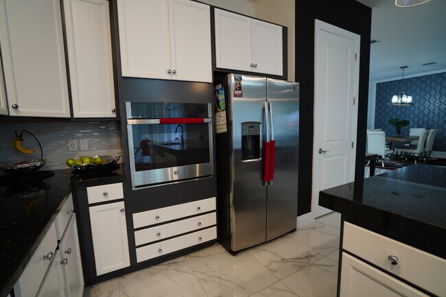 Building Photo - 15750 Longboat Key Dr