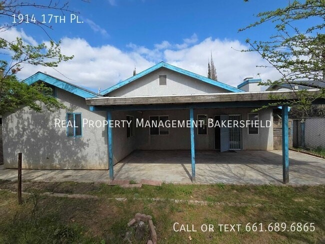 Building Photo - 1914 17th Pl