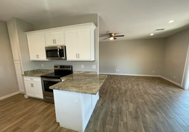 Building Photo - 11176 Cambria Cir