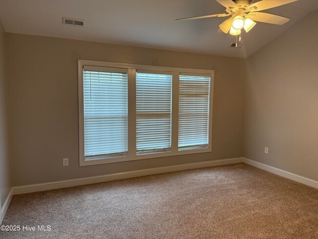 Building Photo - 204 Armistead Way