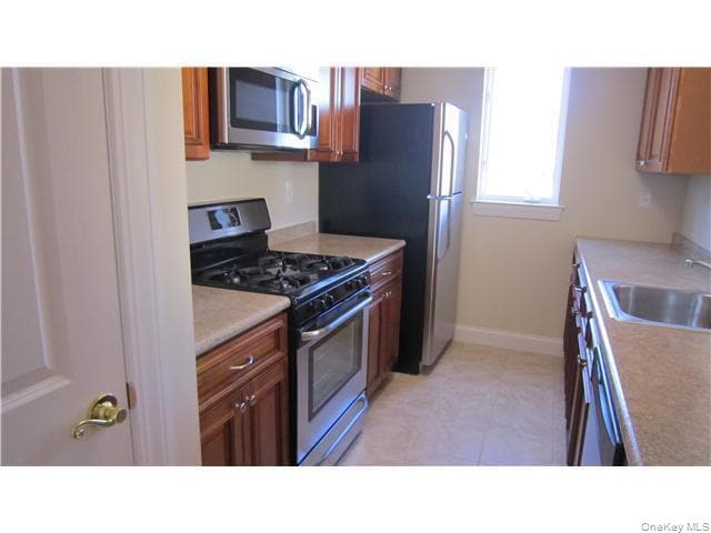 Building Photo - 315 Tondo Cir