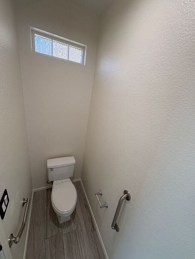 Building Photo - READY TO VIEW NOW! Elegant 3 Bedroom 2 Bath Home with Heated Pool