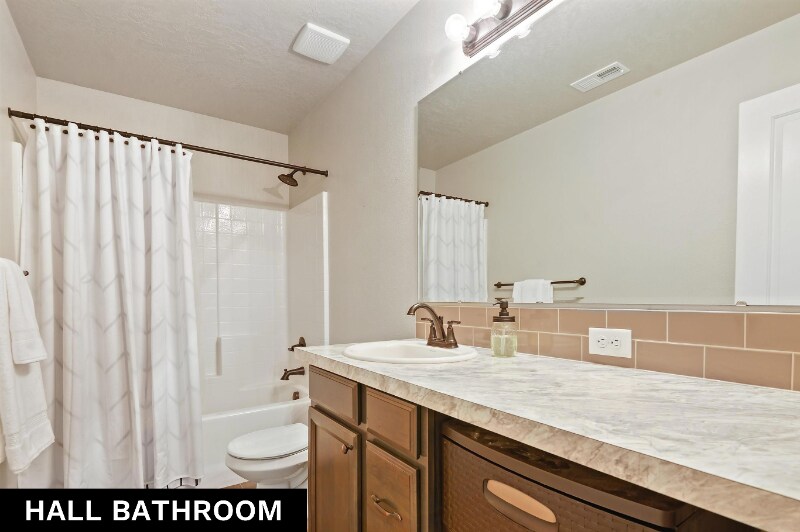 Building Photo - 3676 E Hags Head St